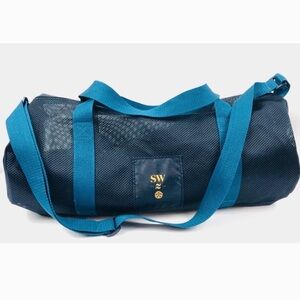 Lululemon Blue Mesh Men's Duffel Bag Gym Travel Men’s 11” x 18”